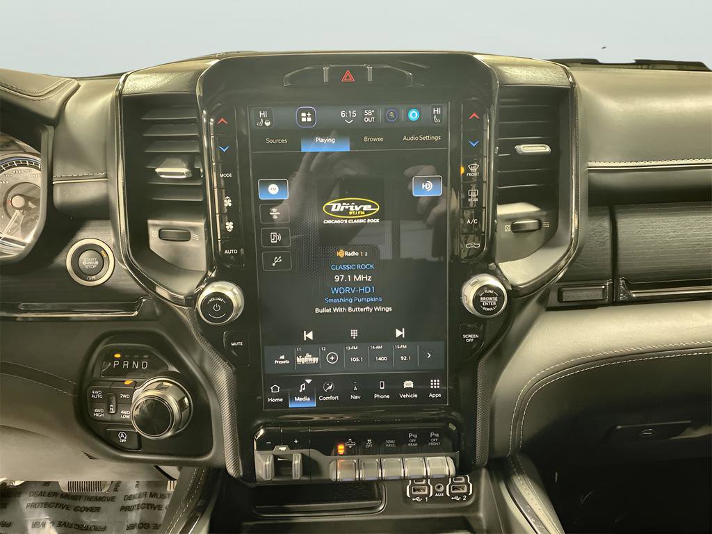 Used 2022 RAM 1500 Limited w/ Bed Utility Group image 4