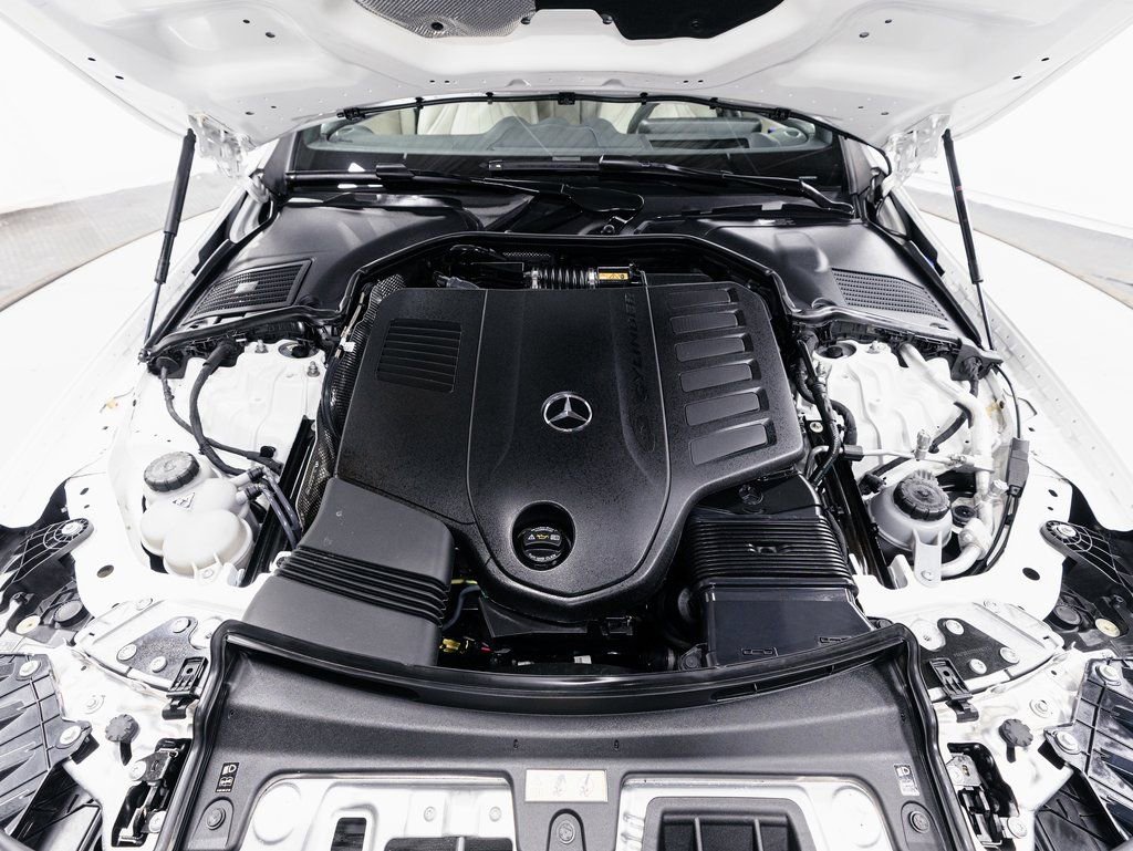 Used 2024 Mercedes-Benz CLE 450 4MATIC Cabriolet image 37