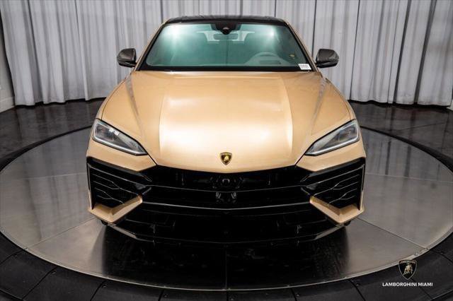 Used 2025 Lamborghini Urus SE AWD/4WD image 5