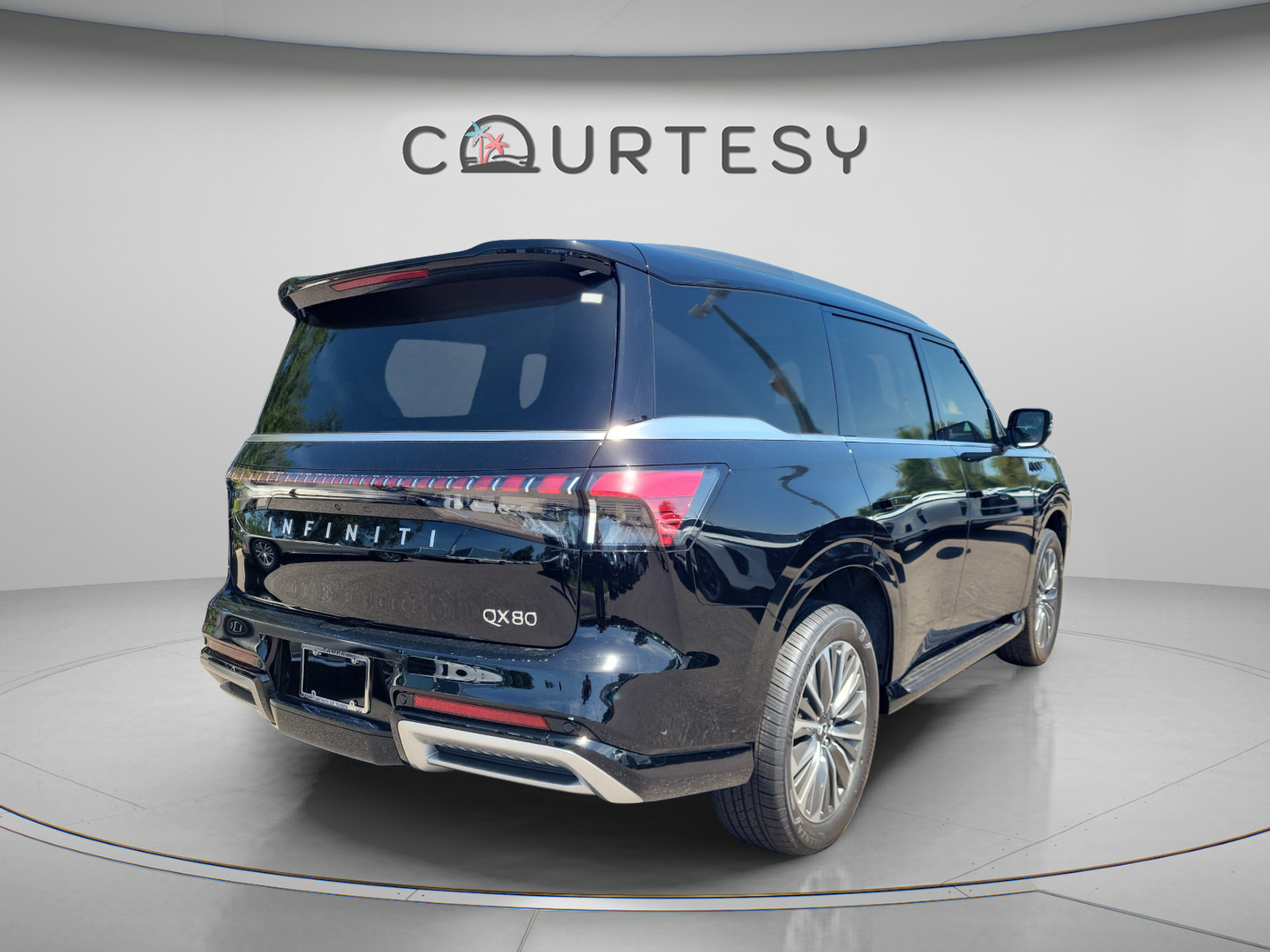 New 2027 INFINITI QX80 Luxe w/ Cargo Package RWD image 3
