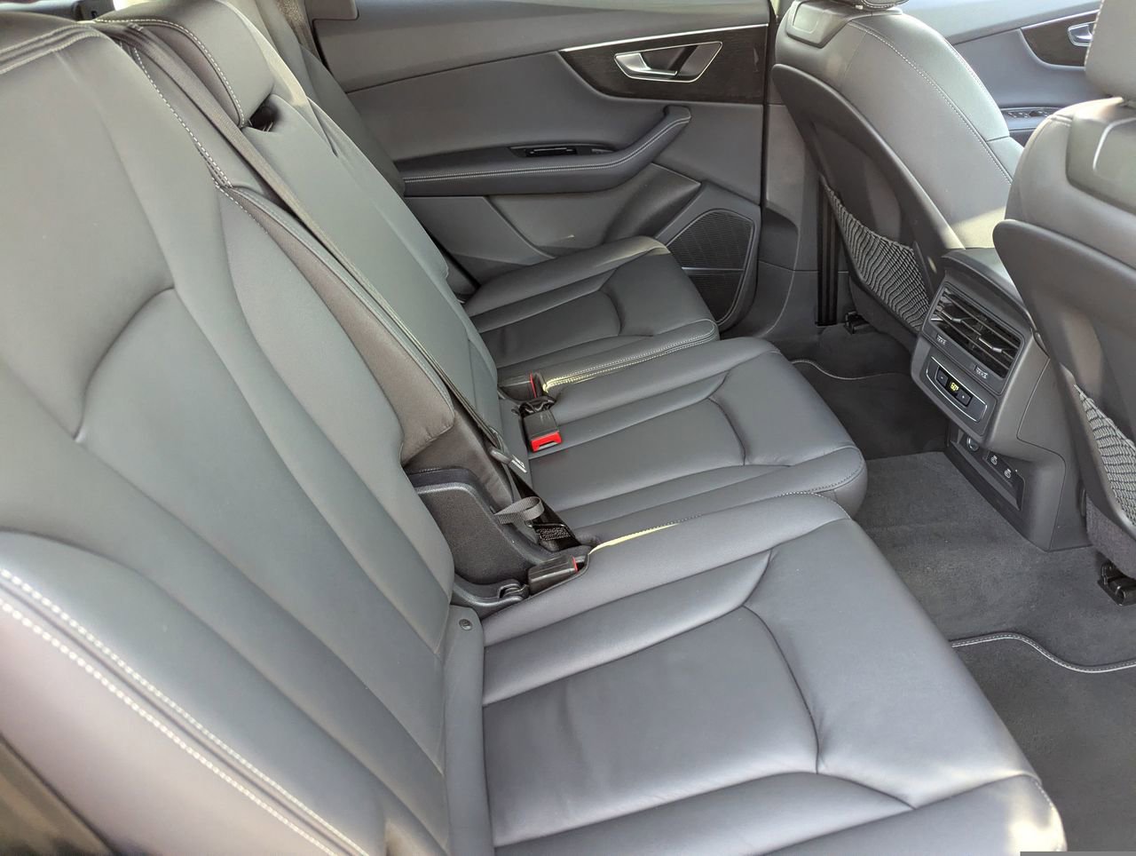 Used 2025 Audi Q7 3.0T Premium Plus image 15