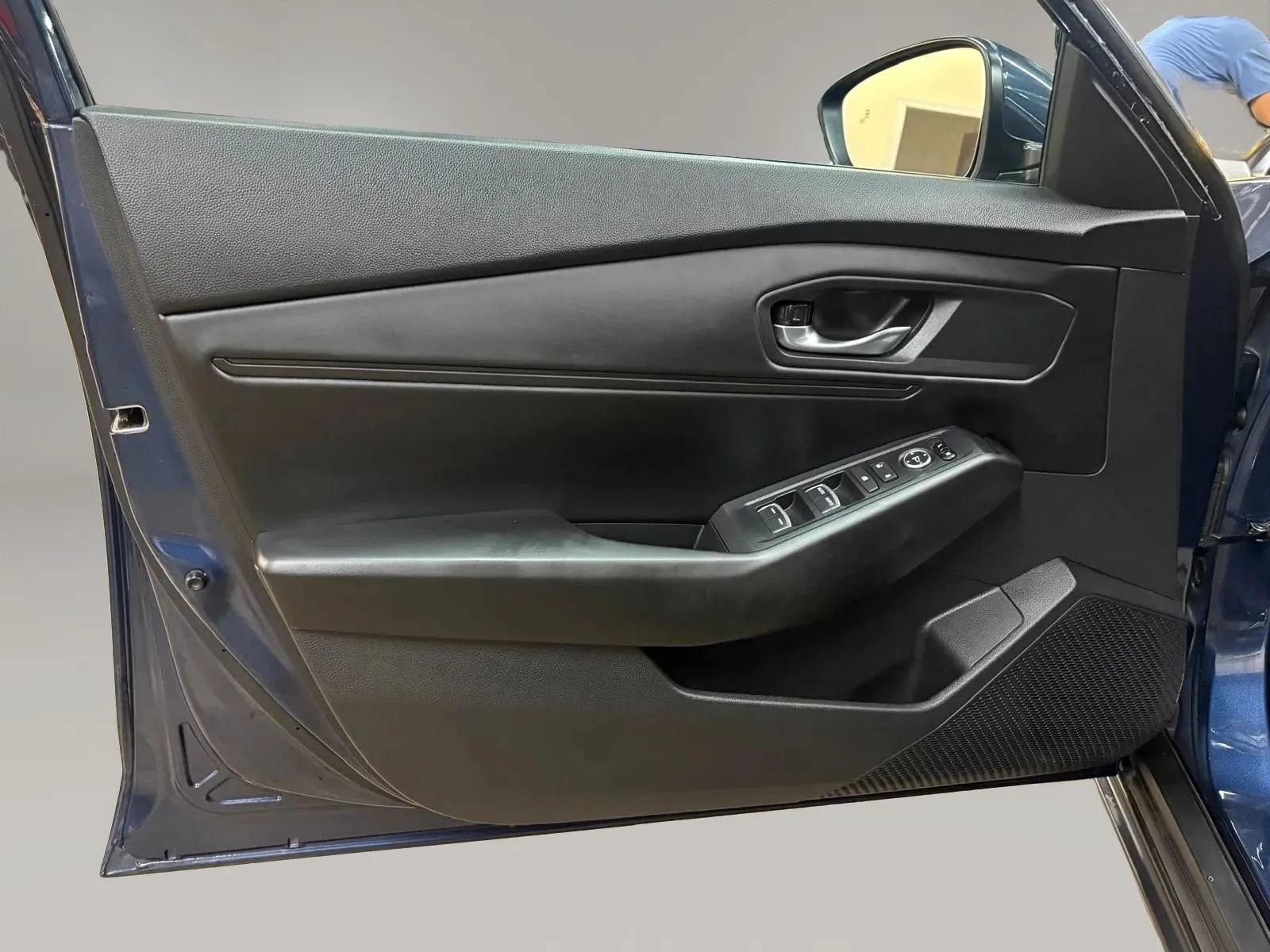 Used 2023 Honda Accord EX image 25