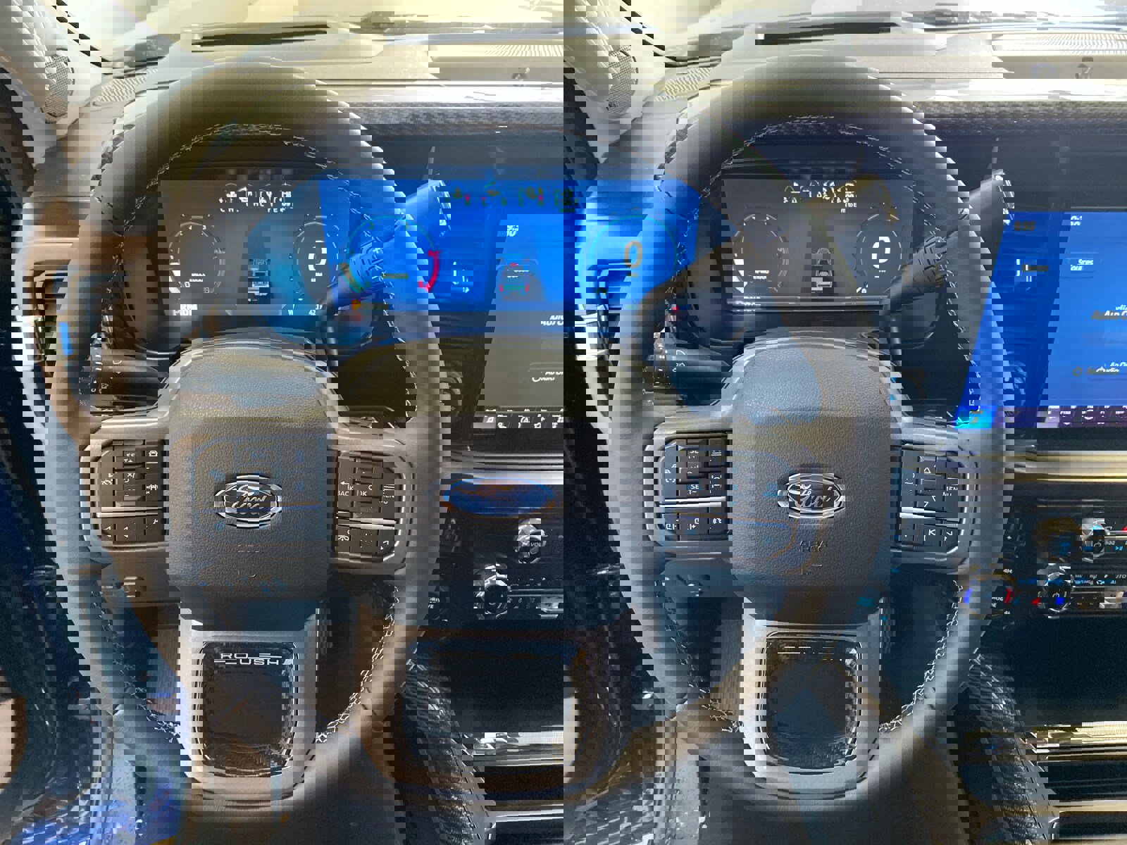 New 2026 Ford F250 Lariat w/ Black Appearance Package image 23