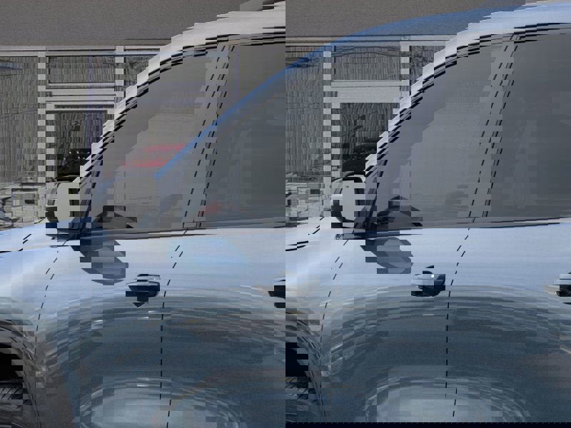 New 2026 Chevrolet Traverse LT image 12