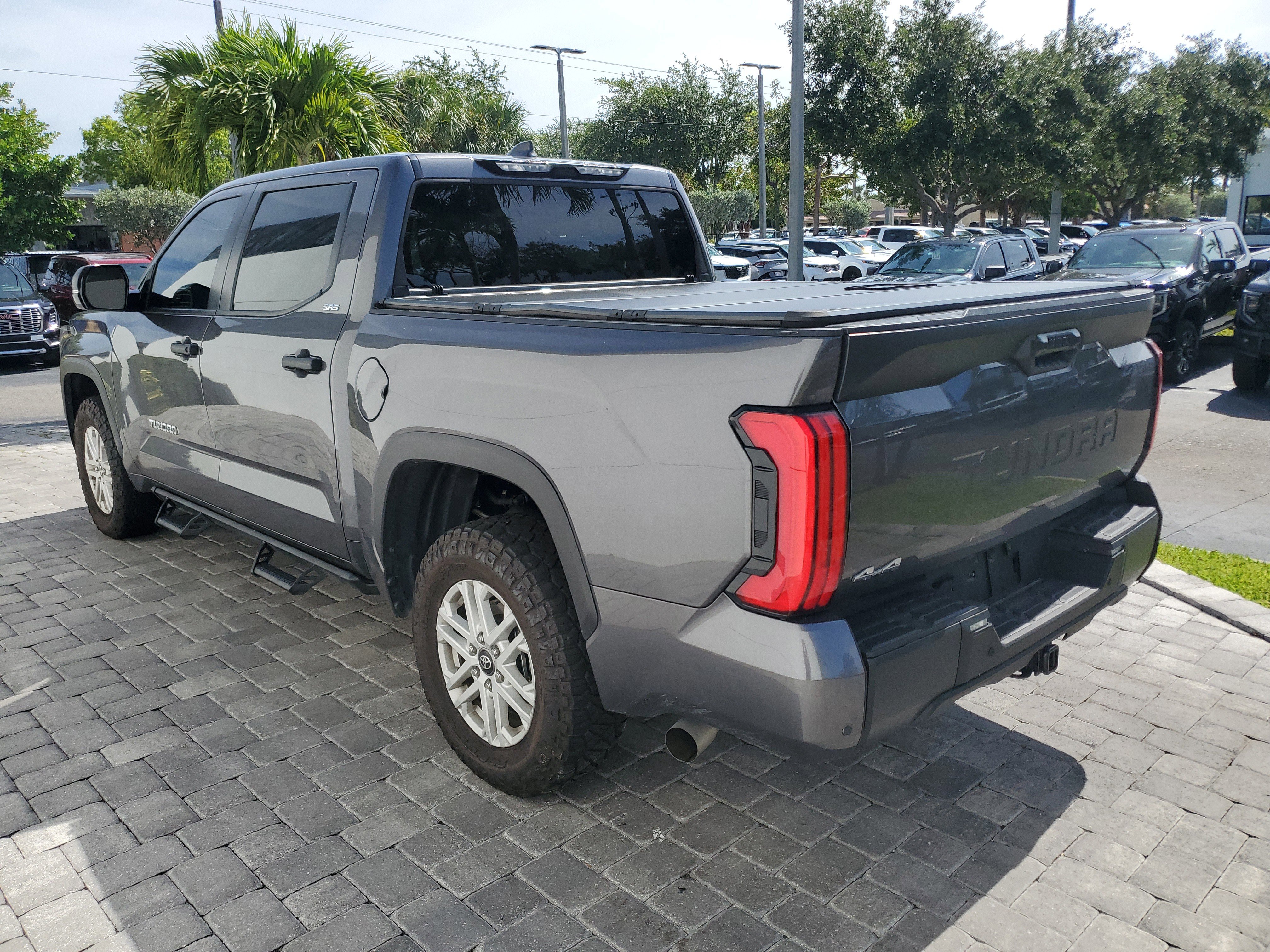 Used 2025 Toyota Tundra SR5 w/ SR5 Convenience Package AWD/4WD image 4