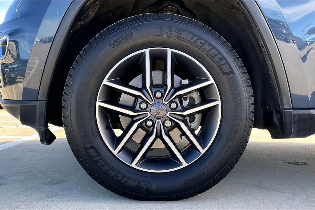 Used 2020 Jeep Grand Cherokee Limited image 11