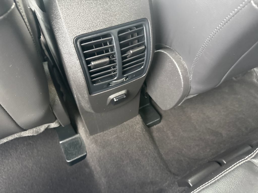 Used 2018 Ford Escape SEL FWD image 19