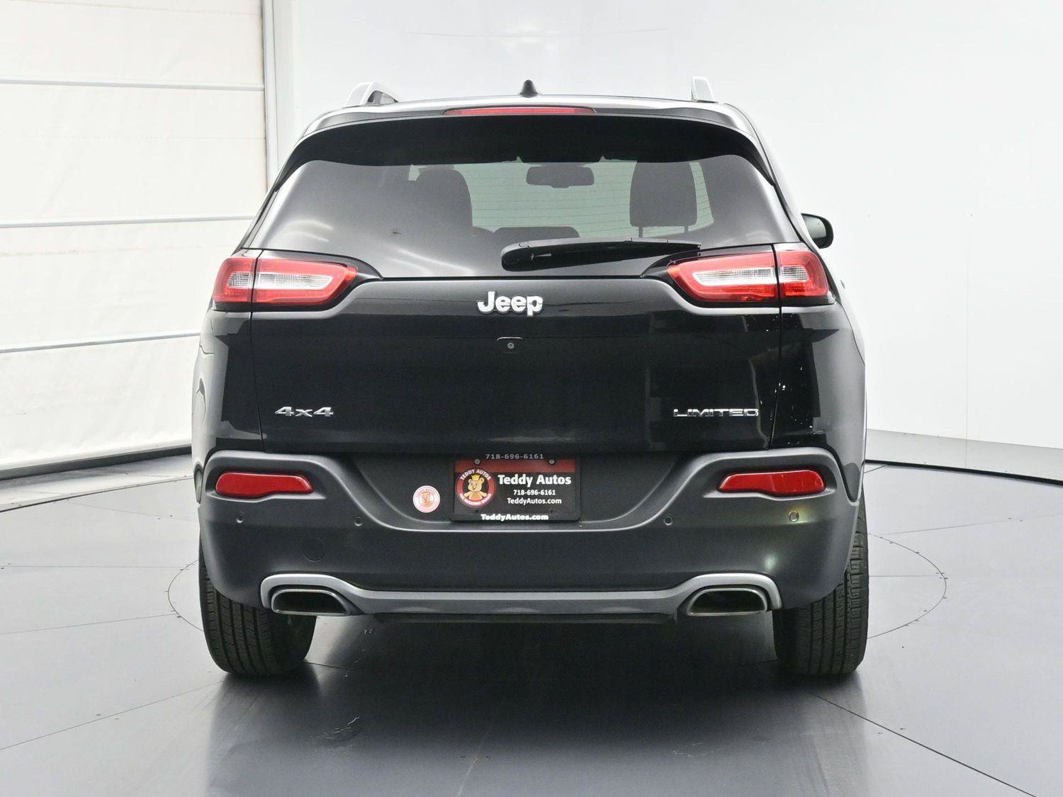 Used 2018 Jeep Cherokee Limited AWD/4WD image 20