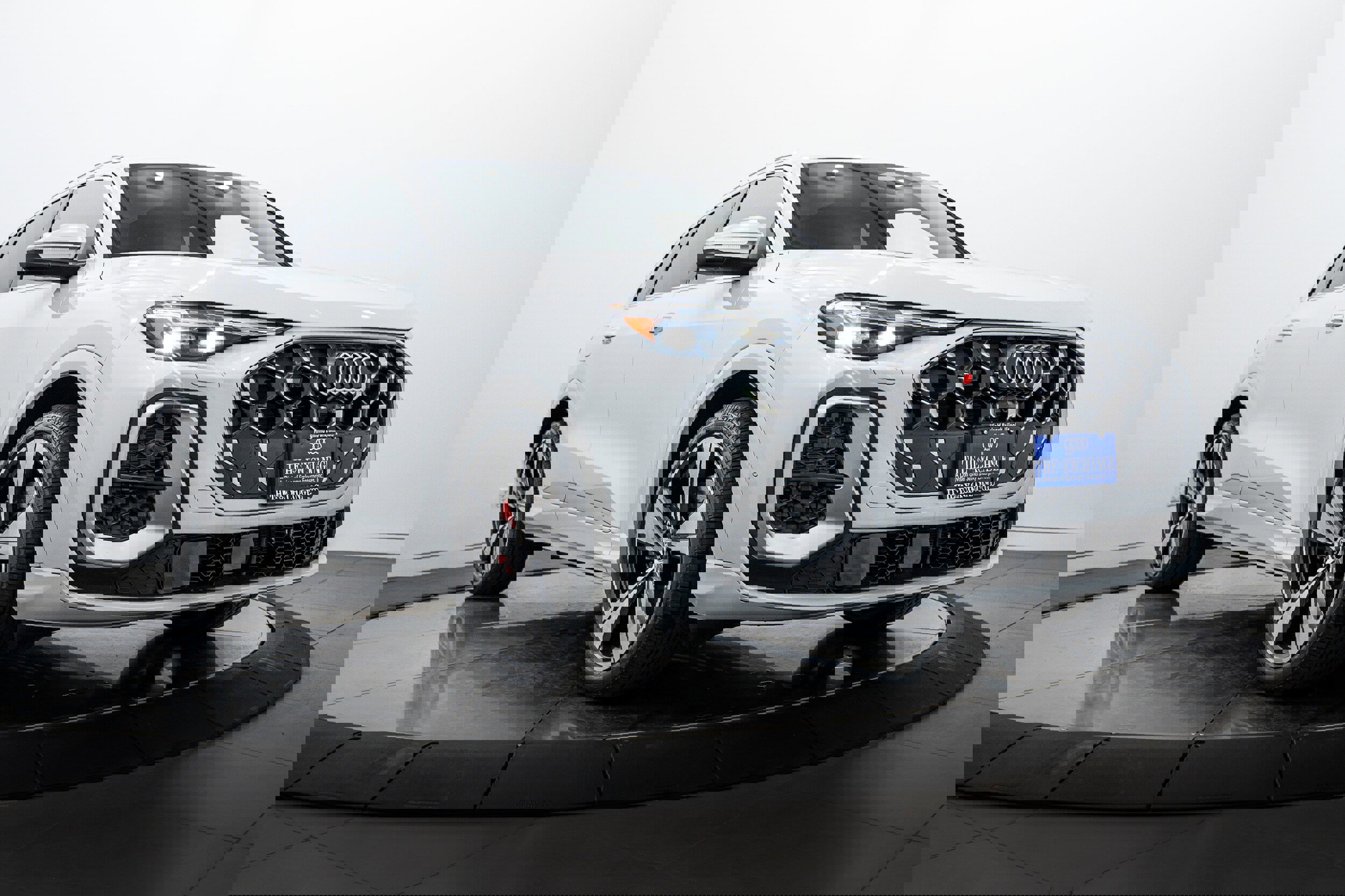 New 2025 Audi SQ5 Premium Plus