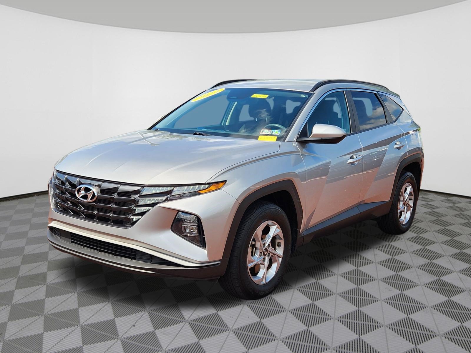 Certified 2024 Hyundai Tucson SEL AWD/4WD image 2