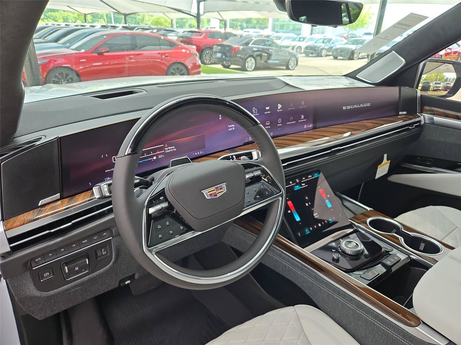New 2026 Cadillac Escalade Platinum Sport w/ LPO, ONYX Package AWD/4WD image 10
