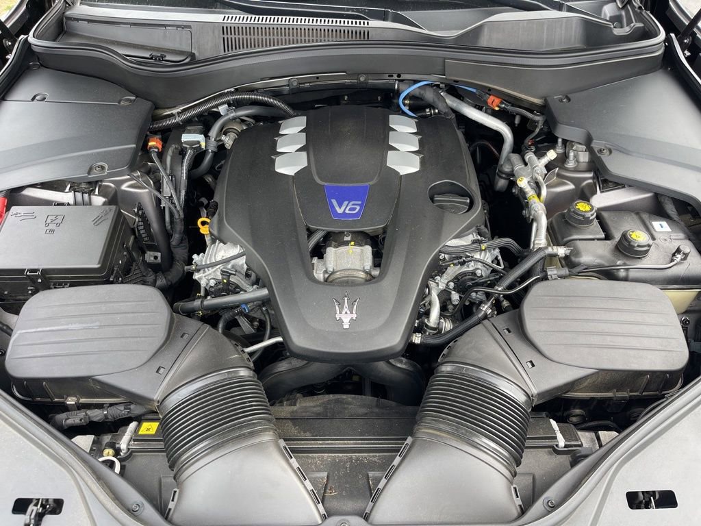 Used 2022 Maserati Levante Modena image 32