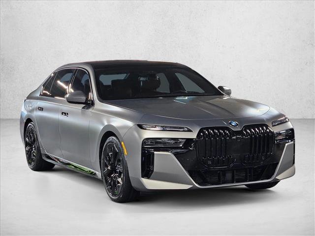 Certified 2023 BMW 760i xDrive w/ Executive Package AWD/4WD image 3