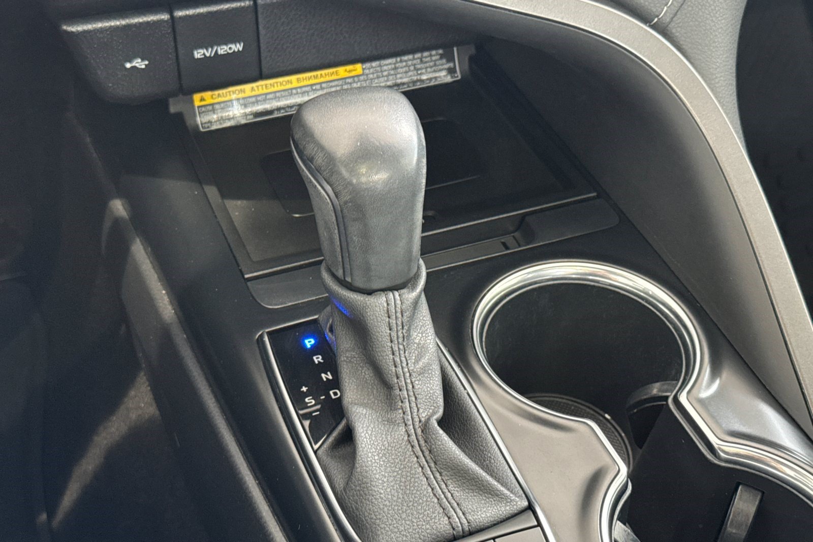 Used 2020 Toyota Camry XSE w/ Blackout Package FWD image 26