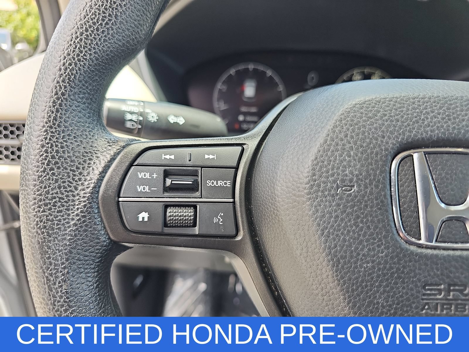 Certified 2025 Honda HR-V LX image 16