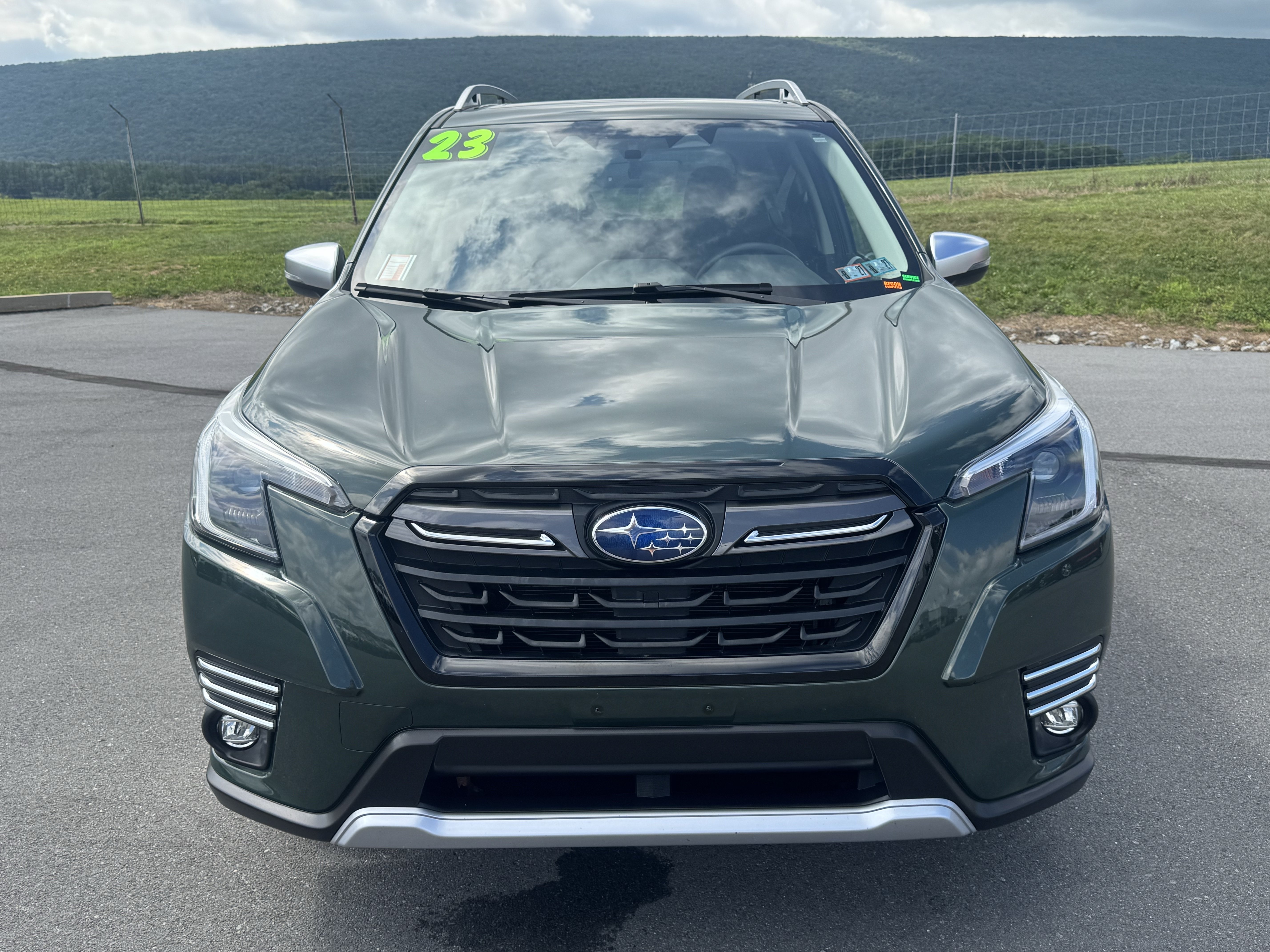 Certified 2023 Subaru Forester Touring w/ Popular Package #2 AWD/4WD image 9