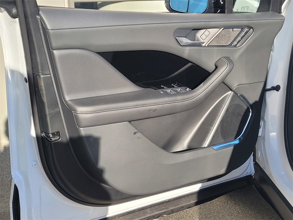 New 2024 Jaguar I-PACE R-Dynamic HSE image 13