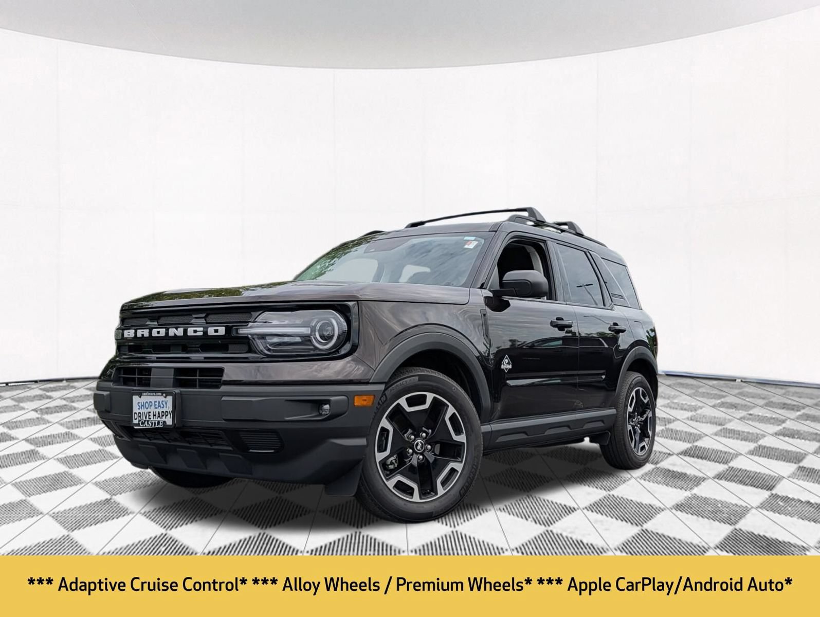 Used 2021 Ford Bronco Sport Outer Banks w/ Outer Banks Package AWD/4WD image 2