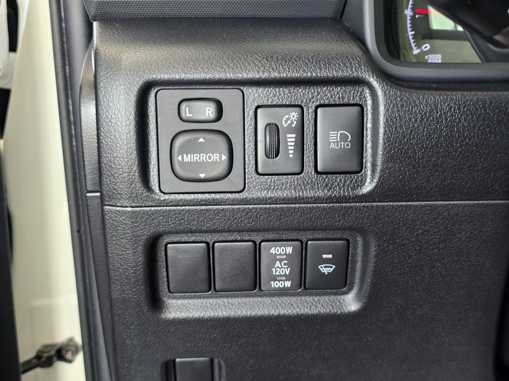 Used 2023 Toyota 4Runner 40th Anniversary SE AWD/4WD image 23