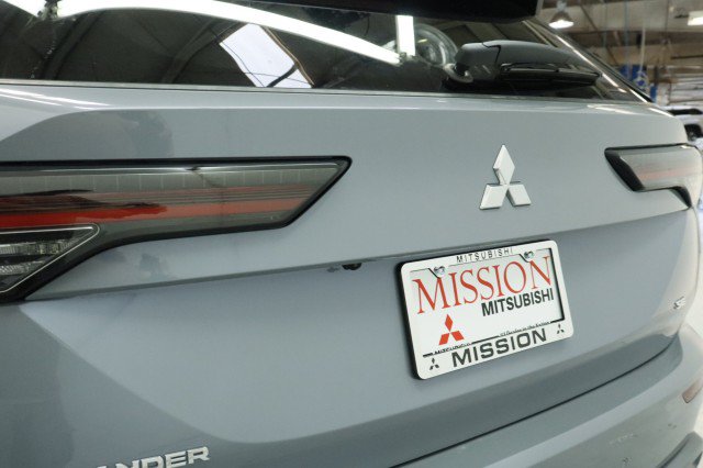 New 2026 Mitsubishi Outlander SE FWD image 4