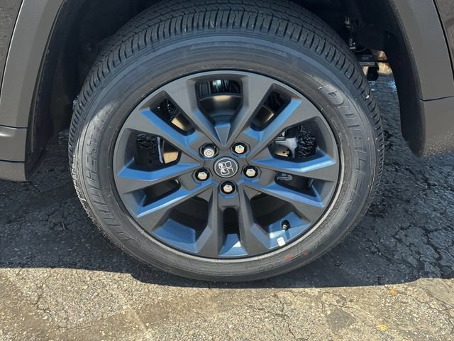 New 2026 Jeep Grand Cherokee Limited AWD/4WD image 11