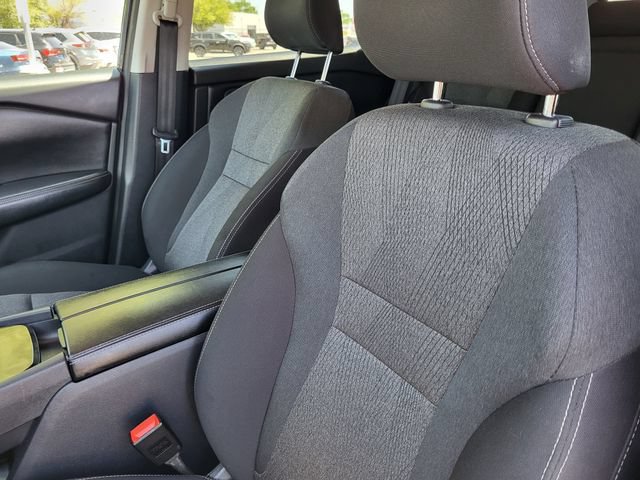 Certified 2025 Nissan Rogue SV FWD image 18
