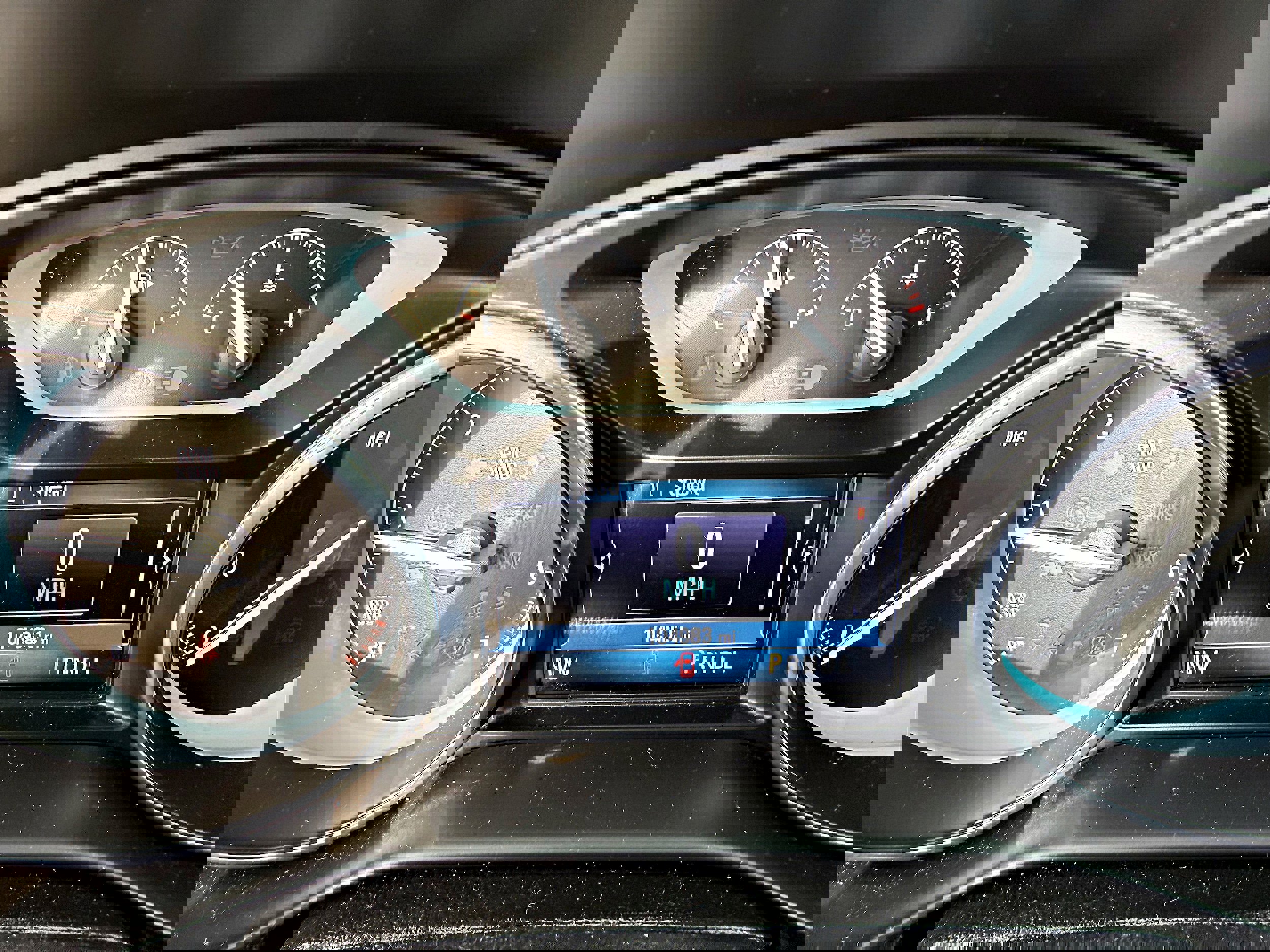 Used 2018 Buick Envision Essence image 15