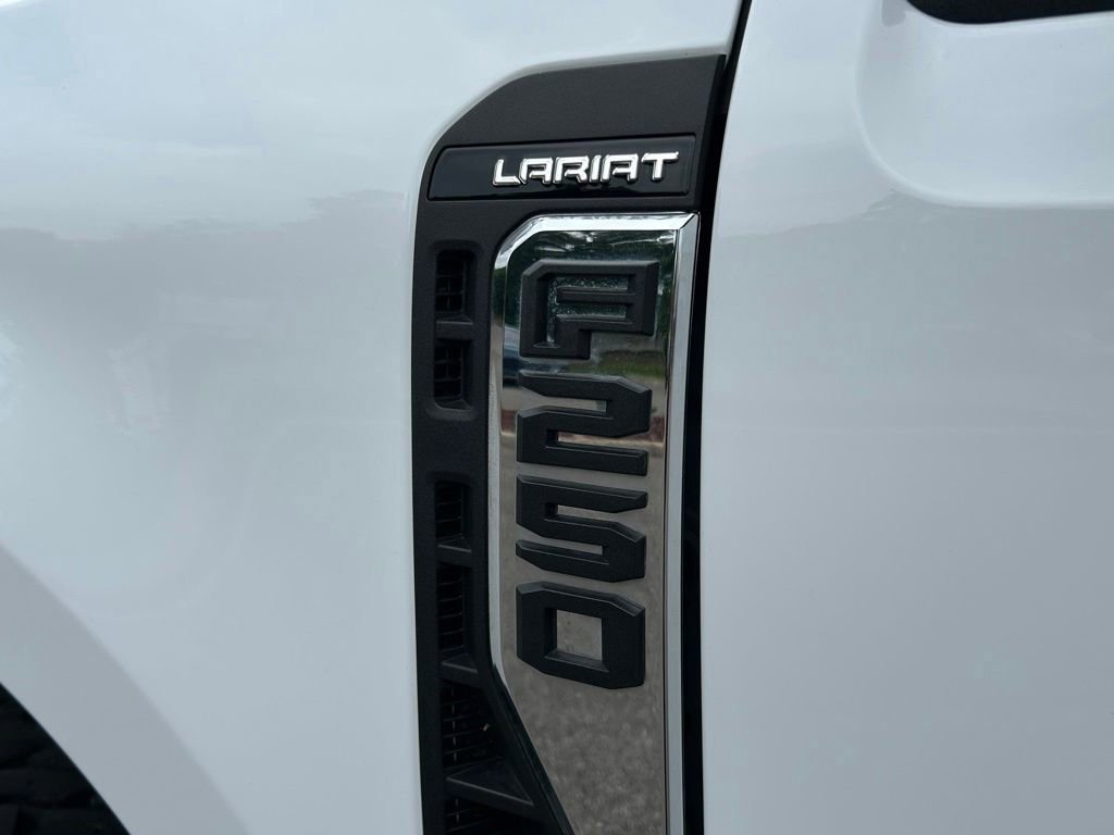 Used 2024 Ford F250 Lariat AWD/4WD image 41