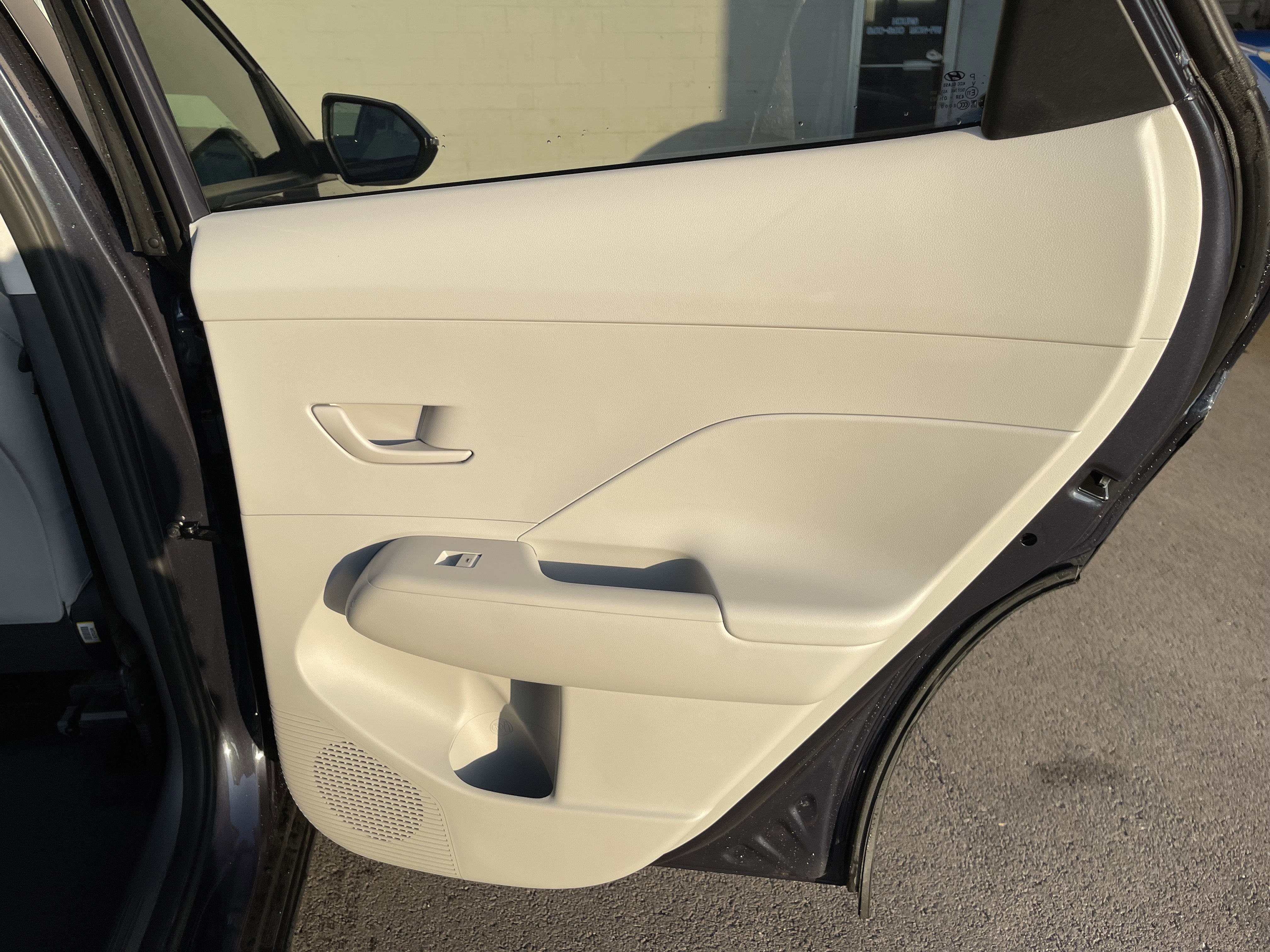 Used 2024 Hyundai Kona SEL image 29