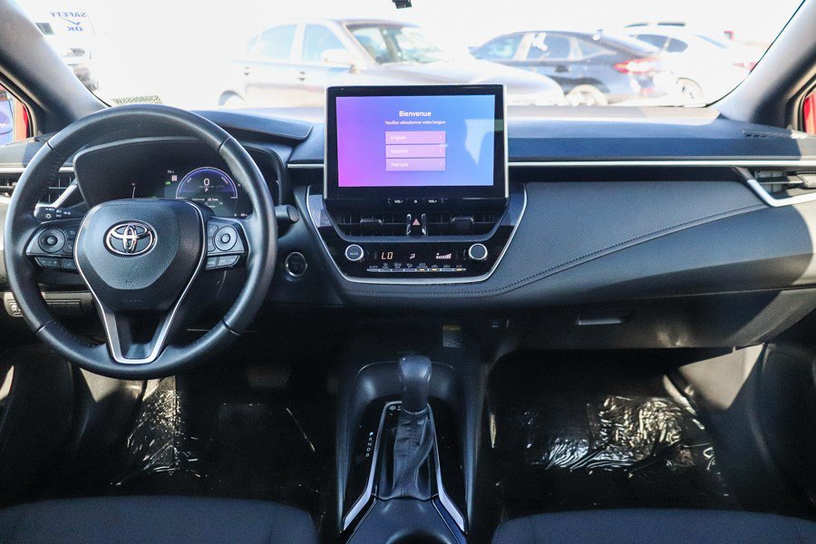Certified 2025 Toyota Corolla SE w/ SE Premium Package FWD image 13