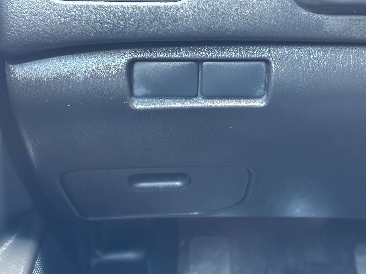 Used 2003 Nissan Maxima SE image 28