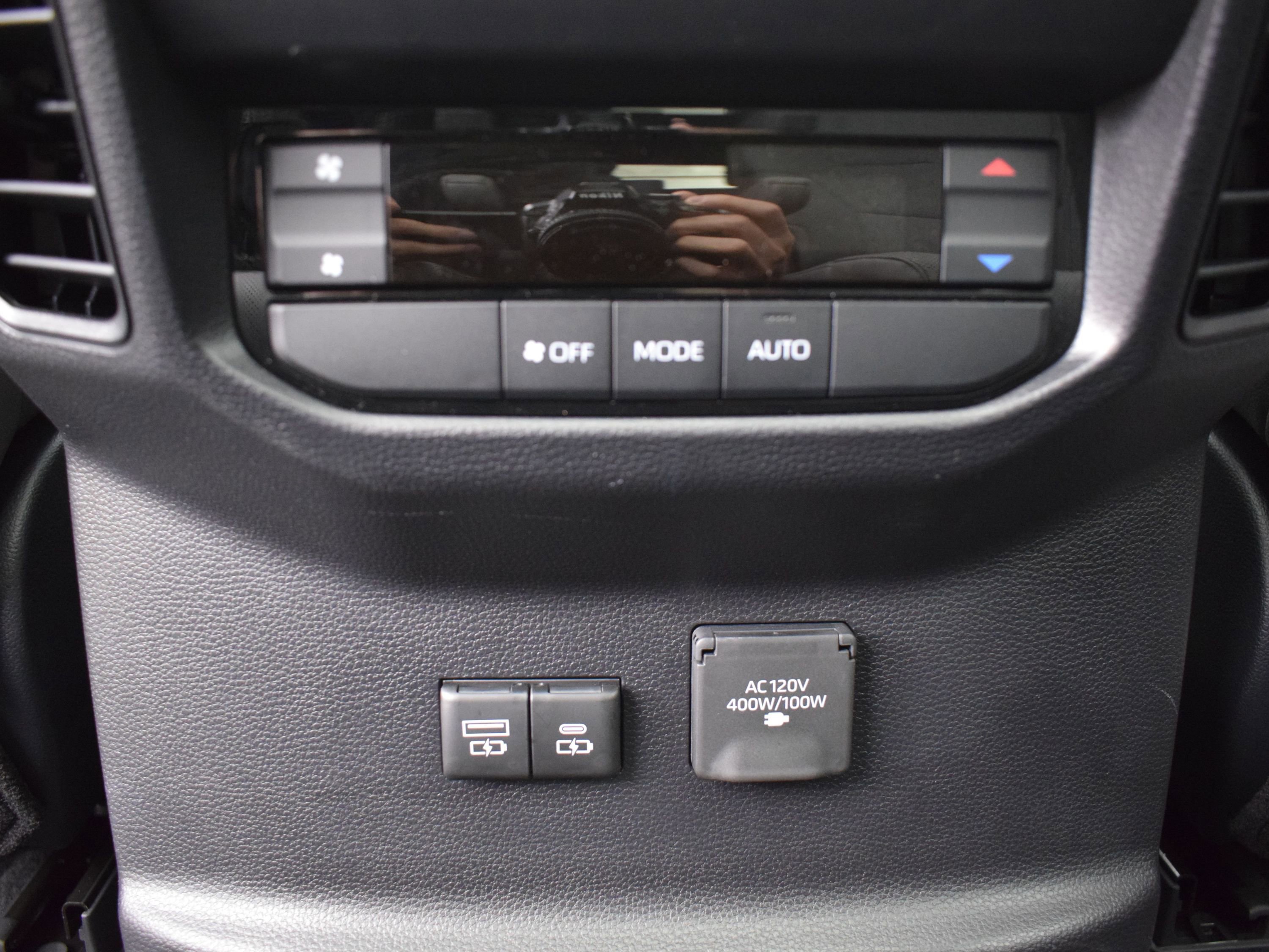 Used 2025 Toyota Sequoia Limited image 15