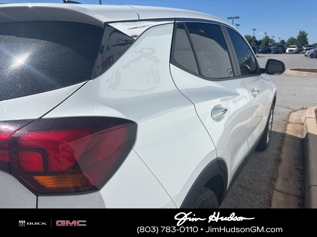 Used 2020 Buick Encore GX Preferred w/ Cold Weather Comfort Package AWD/4WD image 4