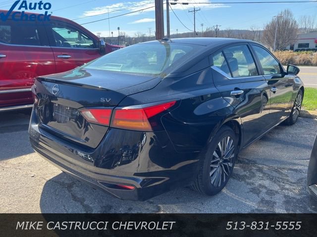 Used 2024 Nissan Altima 2.5 SV image 3