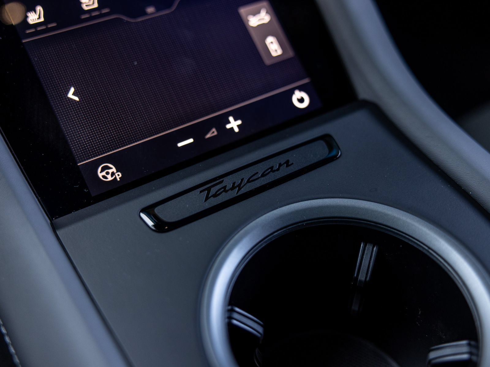 New 2025 Porsche Taycan AWD/4WD image 35