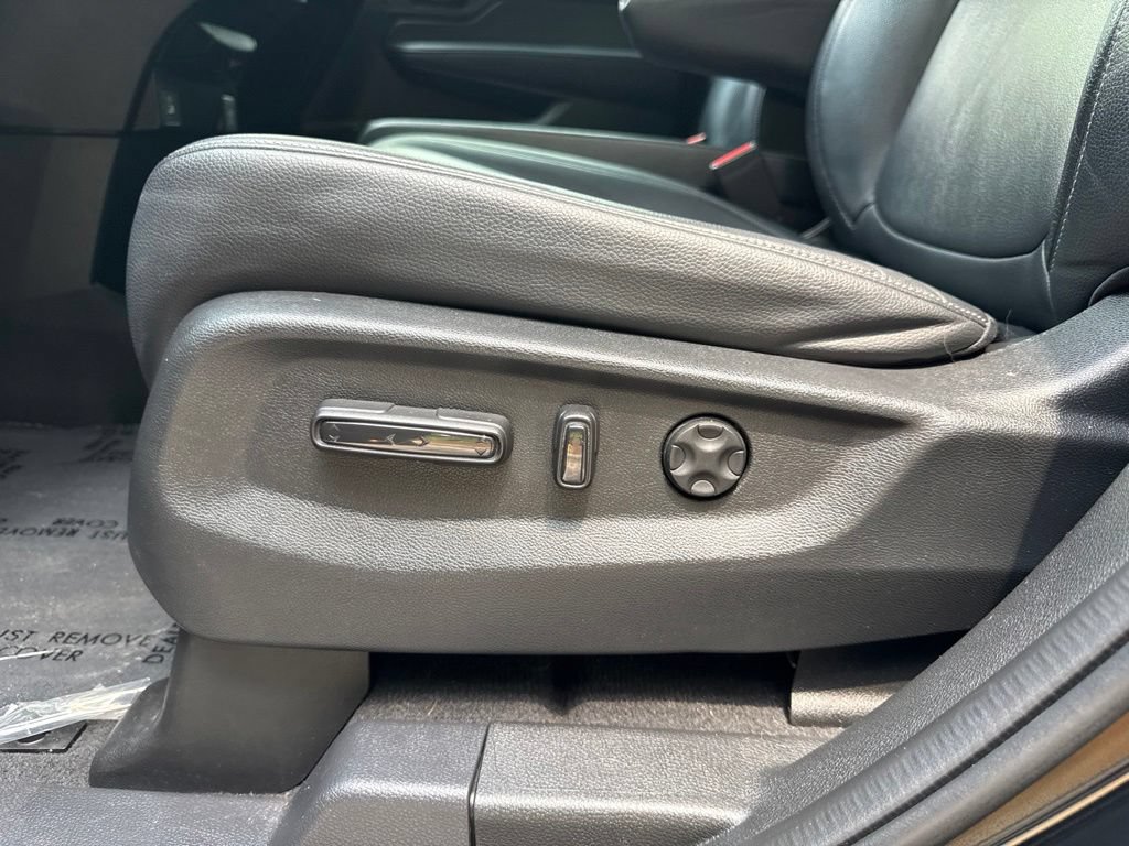 Used 2023 Honda Odyssey EX-L image 16