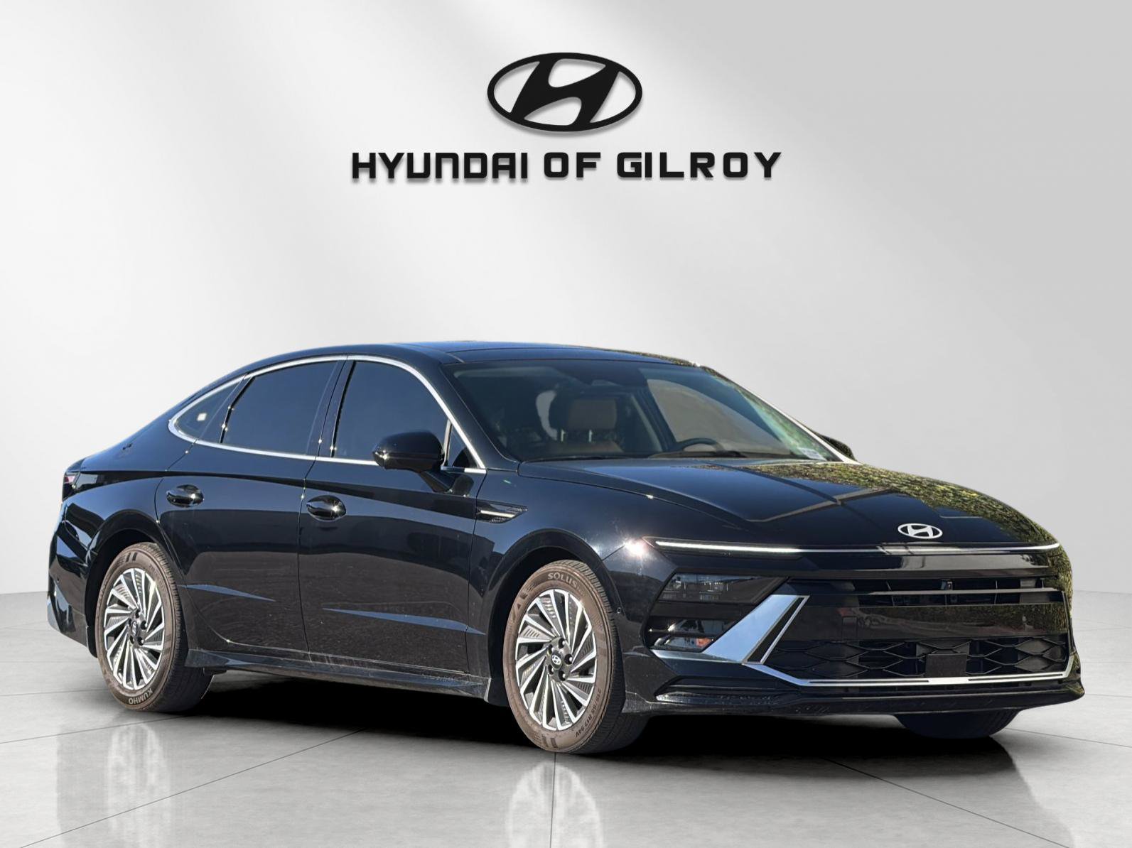 Used 2025 Hyundai Sonata Limited FWD image 7