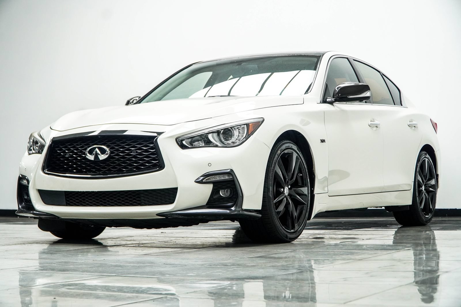 Used 2019 INFINITI Q50 Signature Edition AWD/4WD image 9
