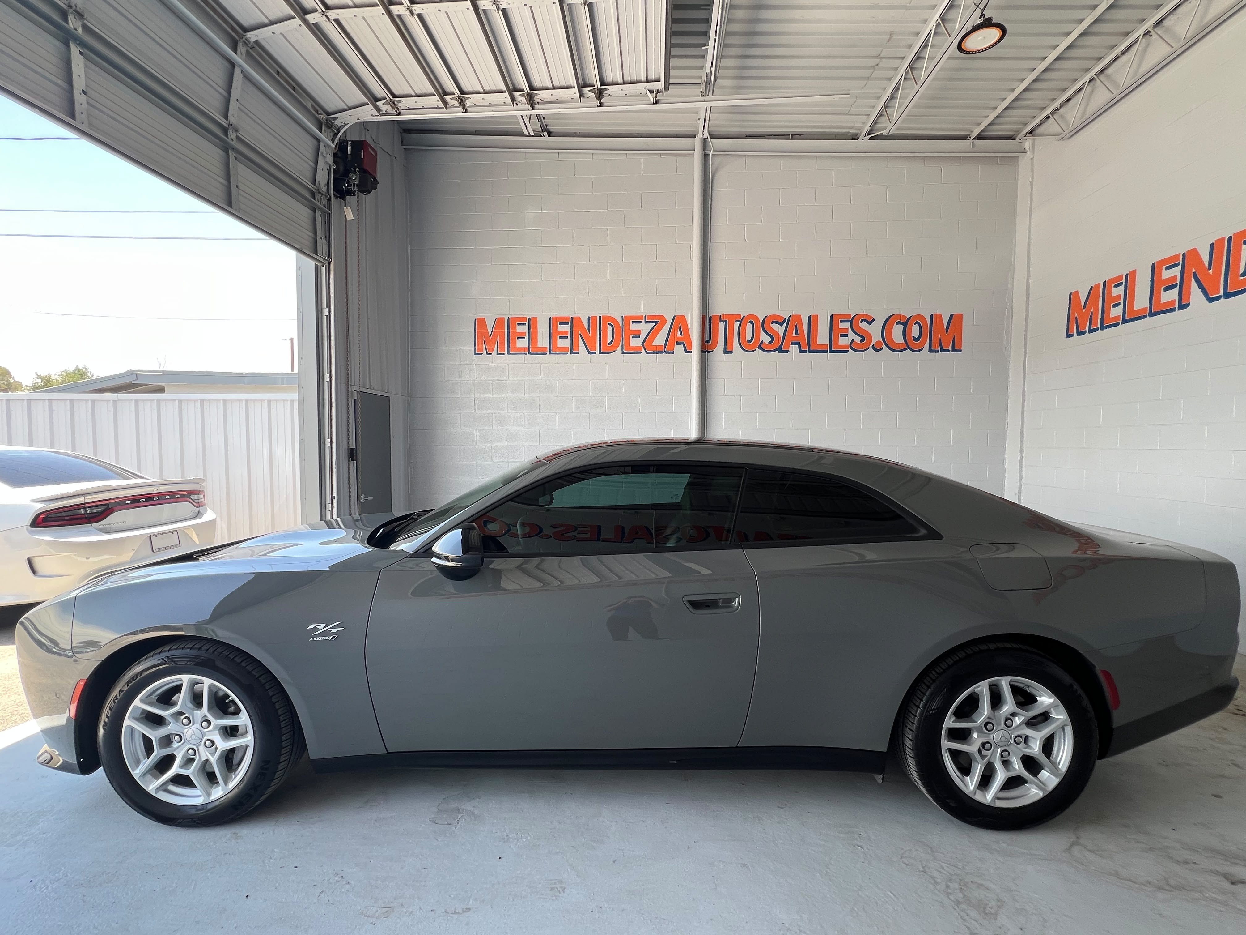 Used 2025 Dodge Charger Daytona R/T w/ Quick Order Package 25M R/T AWD/4WD image 2