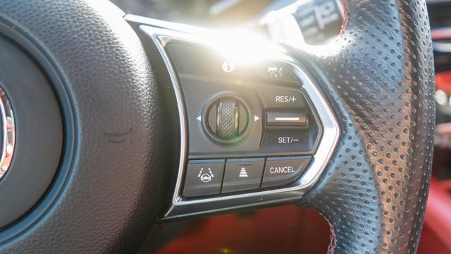 Used 2022 Acura MDX A-Spec image 32