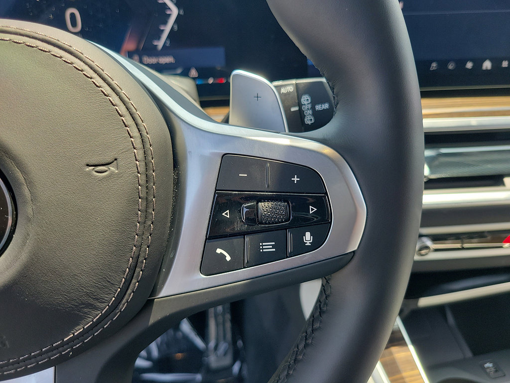 Used 2026 BMW X5 sDrive40i w/ M Sport Package RWD image 27