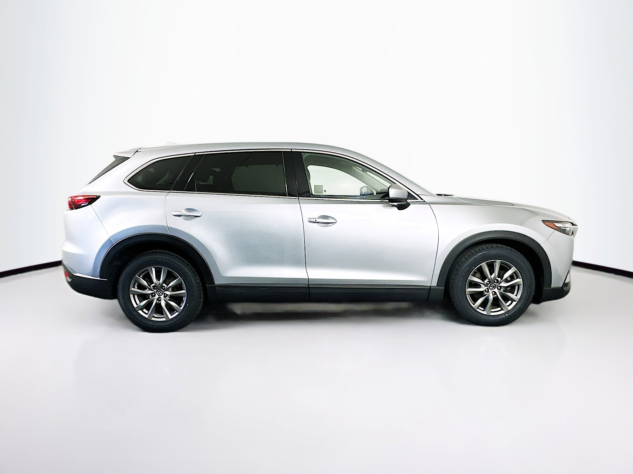 Used 2019 MAZDA CX-9 Touring w/ Touring Premium Package image 10