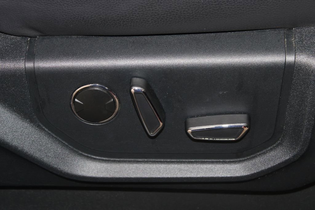 Certified 2021 Ford Expedition Limited RWD image 29