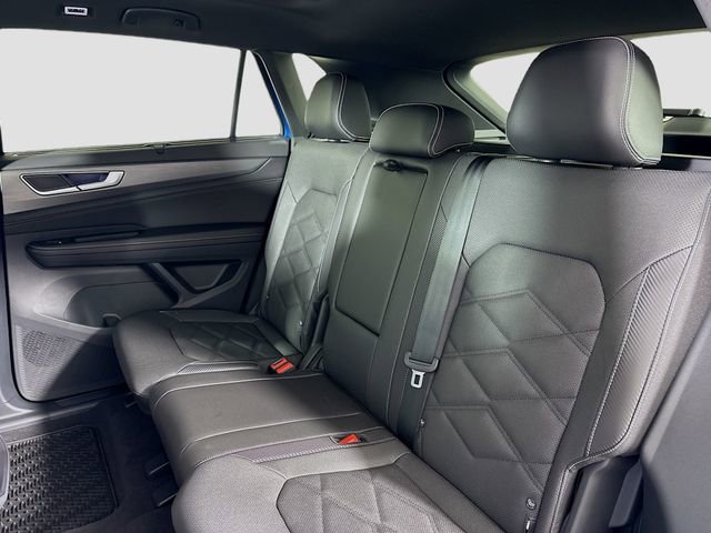 New 2025 Volkswagen Atlas Cross Sport SE image 24