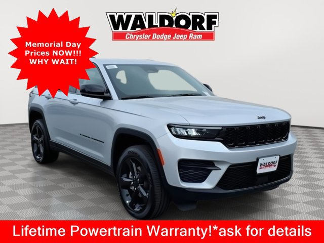New 2025 Jeep Grand Cherokee Altitude AWD/4WD image 1