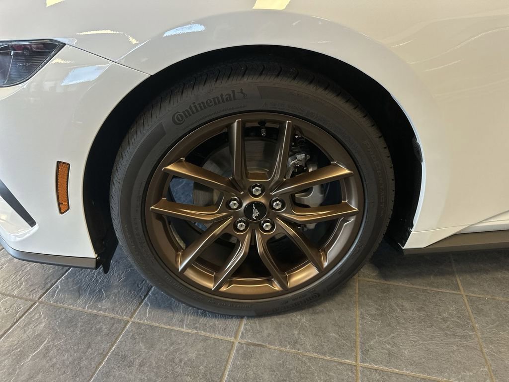 New 2026 Ford Mustang Coupe image 2