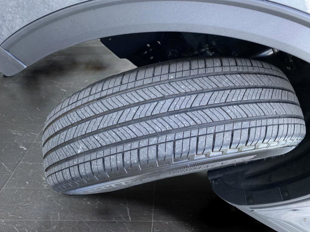 New 2025 Ford Escape Base w/ PHEV Premium Package image 48