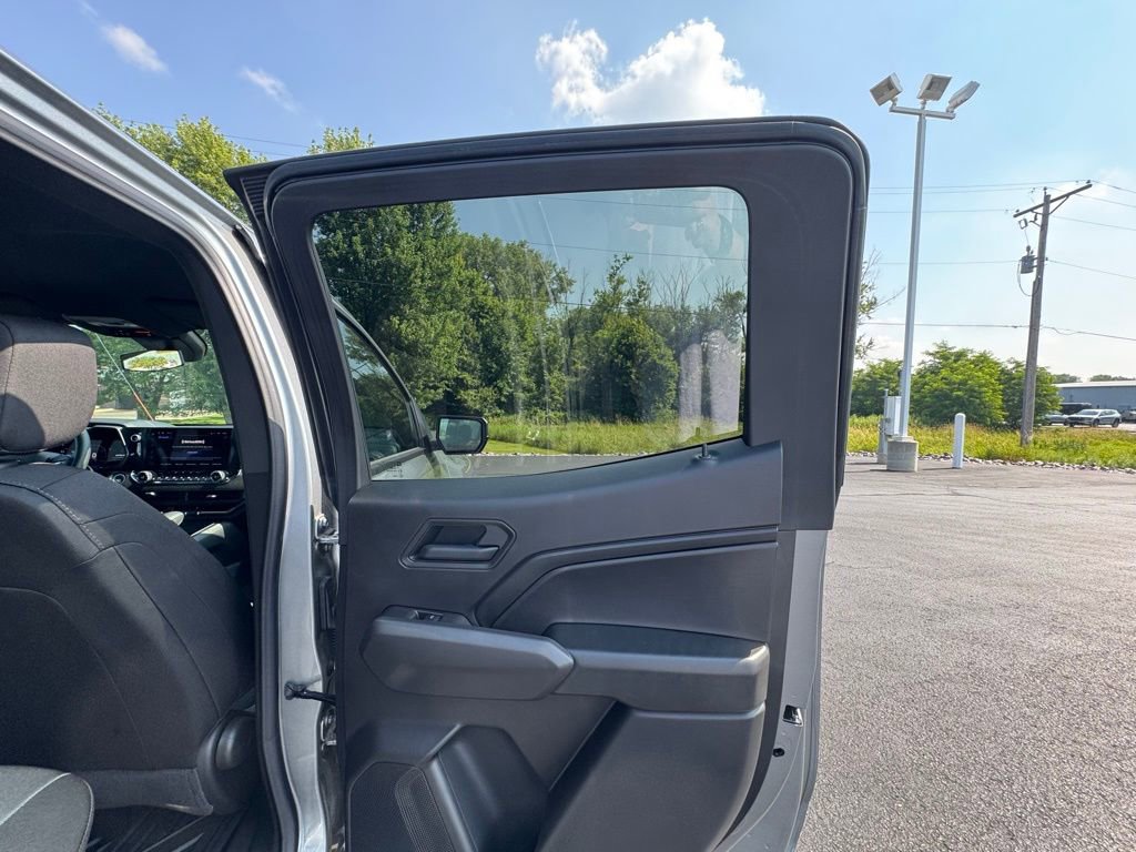 Used 2025 Chevrolet Colorado Trail Boss AWD/4WD image 26