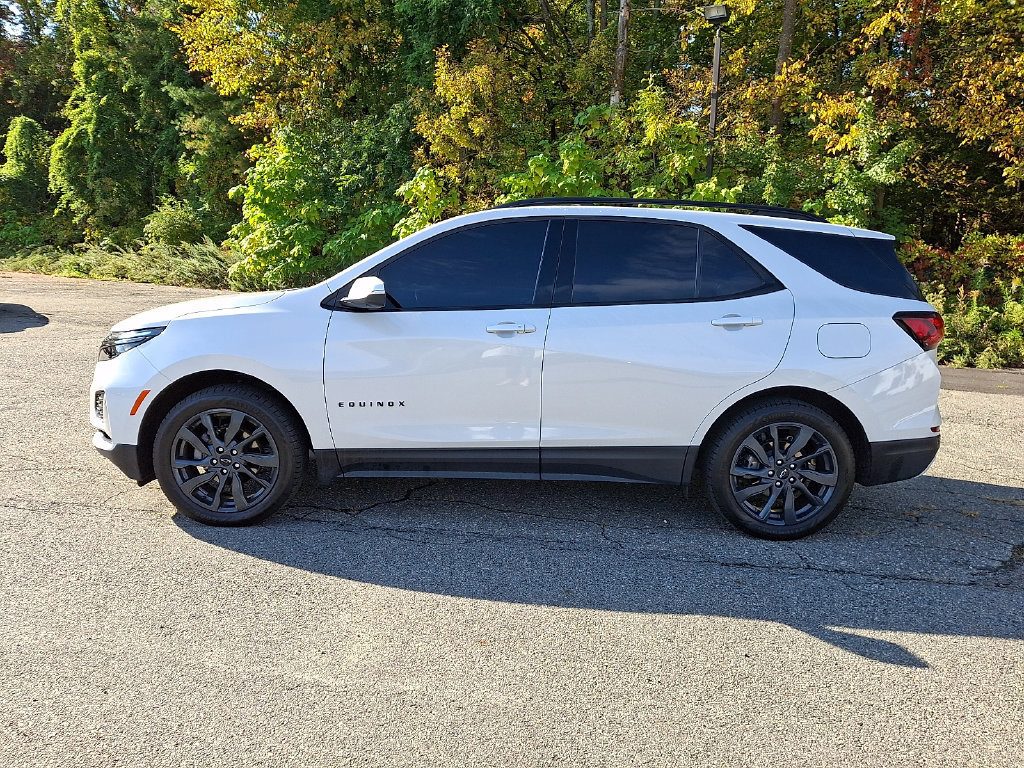 Used 2022 Chevrolet Equinox RS w/ RS Leather Package AWD/4WD image 4