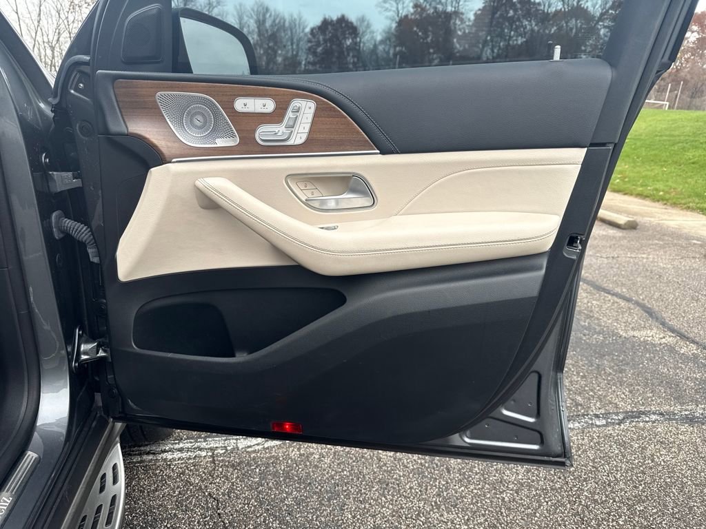 Used 2023 Mercedes-Benz GLS 580 GLS 580 image 16